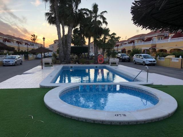 Macerana 1, Torreta Iii, Torrevieja Villa Exteriör bild
