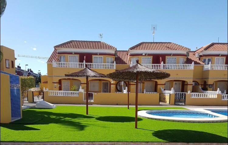 Macerana 1, Torreta Iii, Torrevieja Villa Exteriör bild